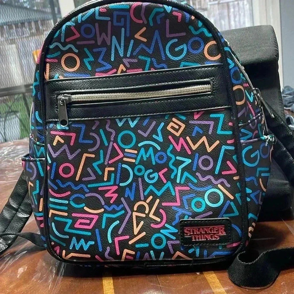 Stranger things mini back pack - Picture 1 of 8